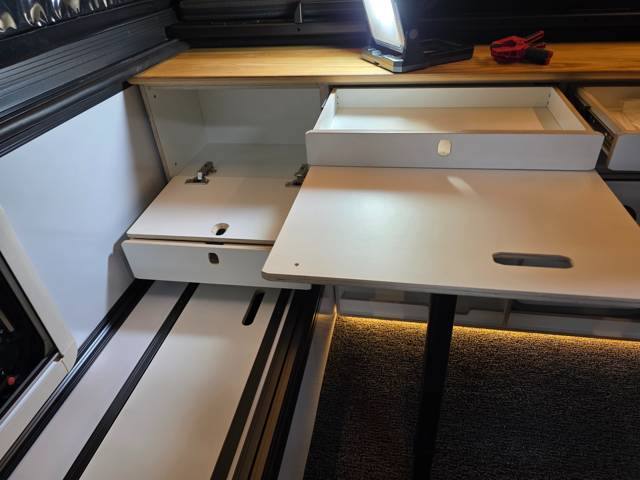 Upper module cabinet (standard) 2