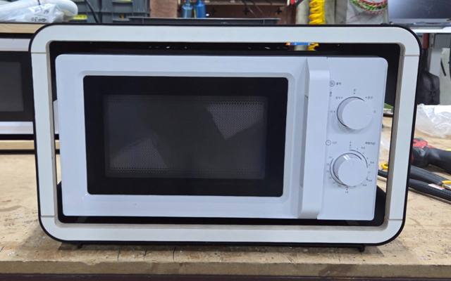 Microwave box 1