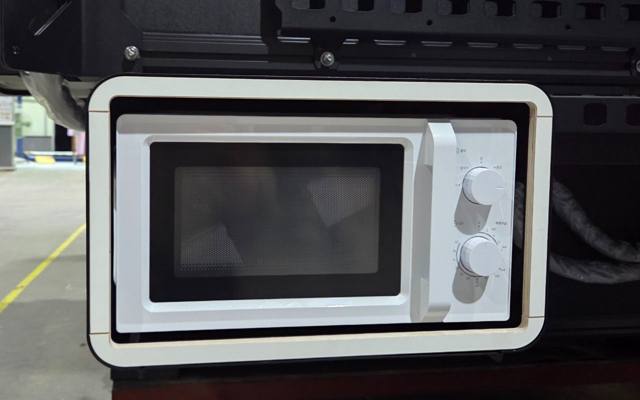 Microwave box 3