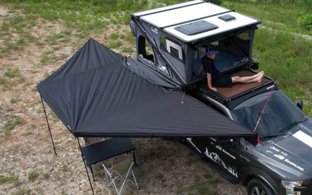 180 Swing Shelter 2