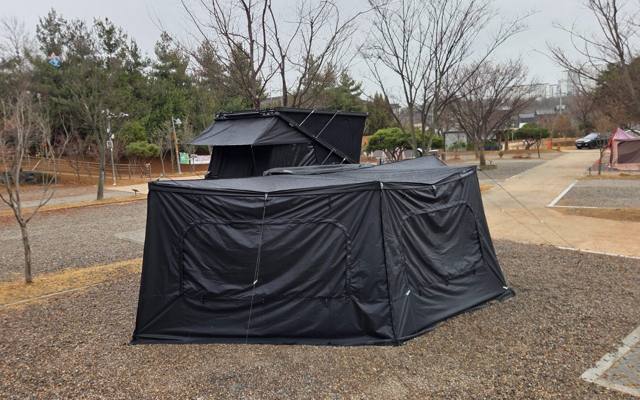 180 Swing Shelter side walls 1